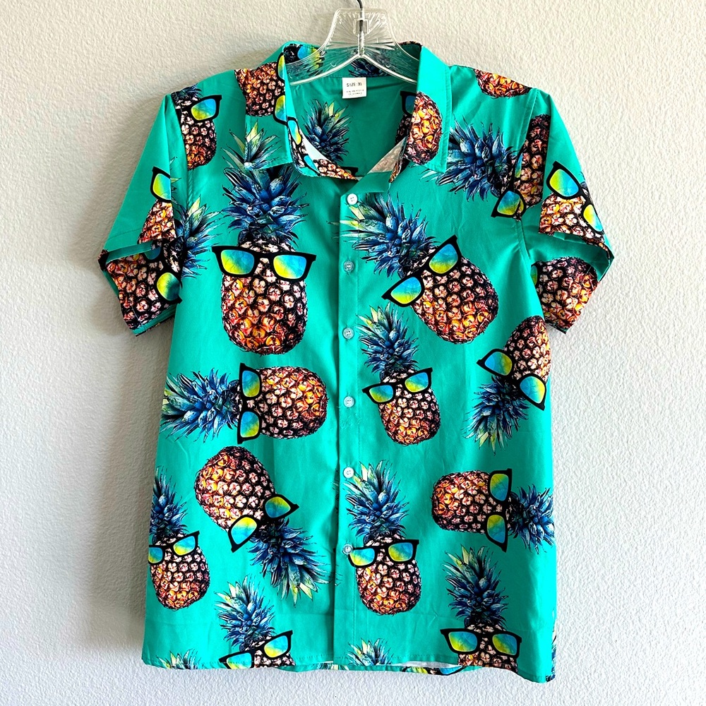Button Down Short Sleeve Hawaiian Shirt